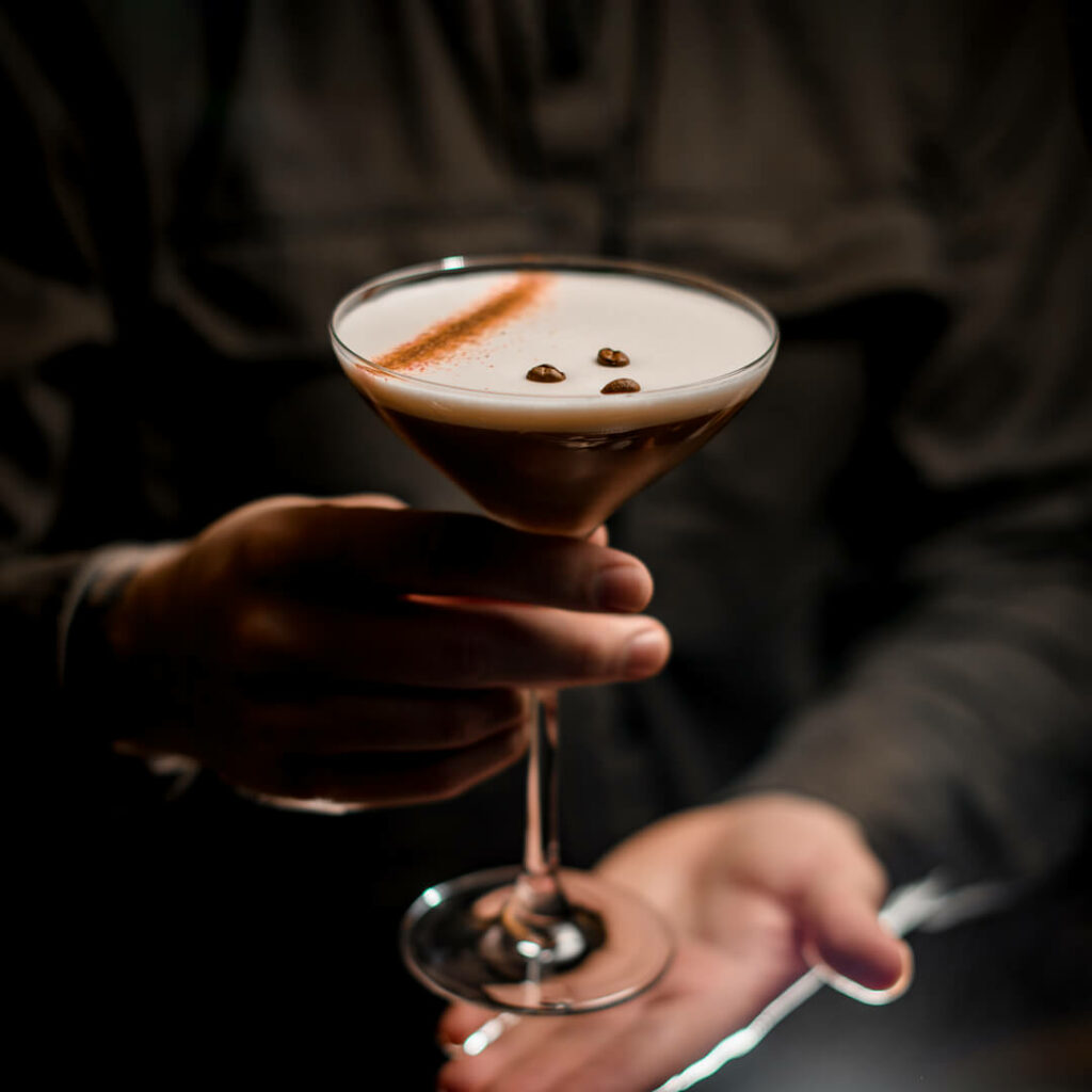 Mocktail-recept voor Espresso Martini Zero wordt je aangeboden door Mocktail Masters